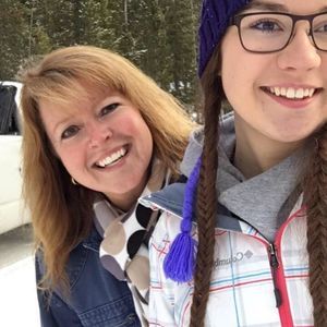 Meet your Posher, Holly